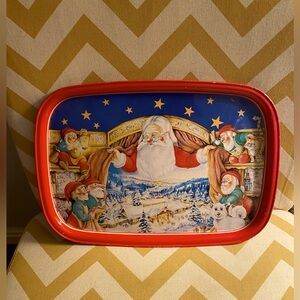 Vintage 1950’s Gerhards Santaworld Christmas tin tray (zz)